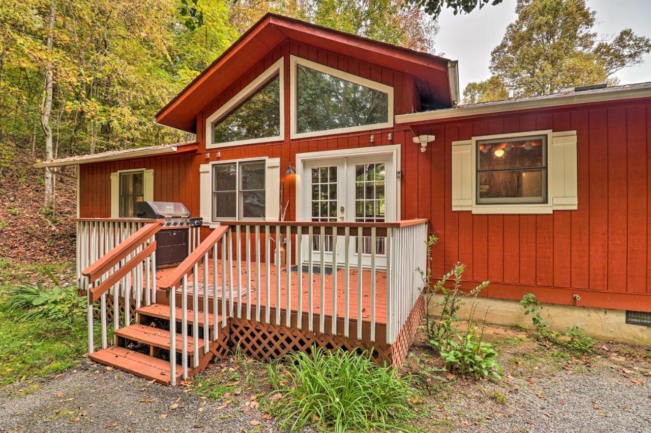 Rustic Red Cabin With Deck In Maggie Valley Club! Exterior foto